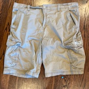 Men's cargo shorts